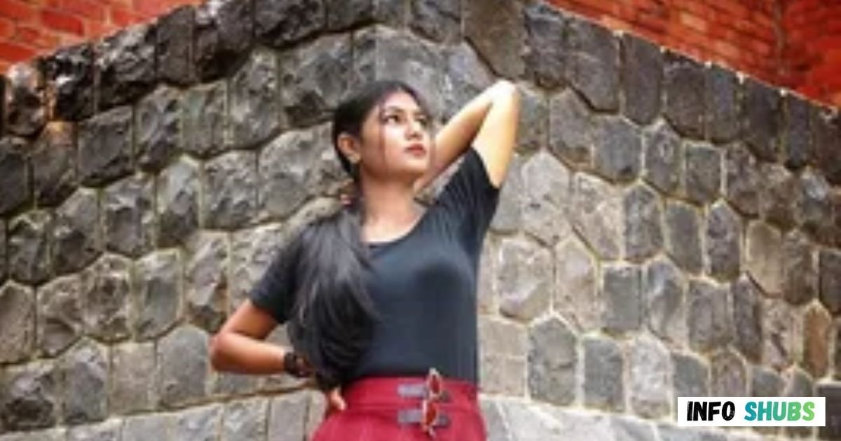 Surbhi Rathore Height in Feet